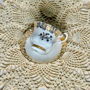Royal Albert “Mother” Bone China Tea Cup&Saucer Set Gold Roses Made in England